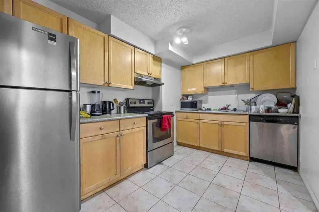 1919 17 Avenue SW, #207