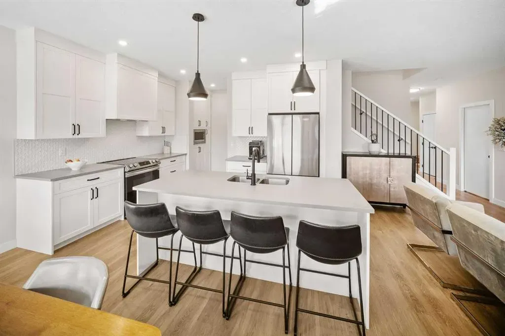 201 Cooperswood Green SW, #204