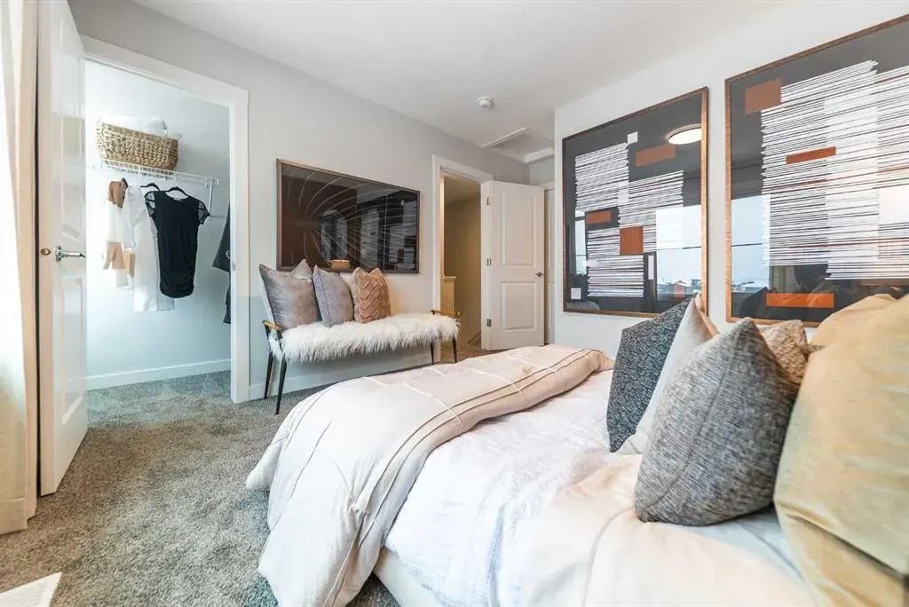380 Seton Villas SE, #241