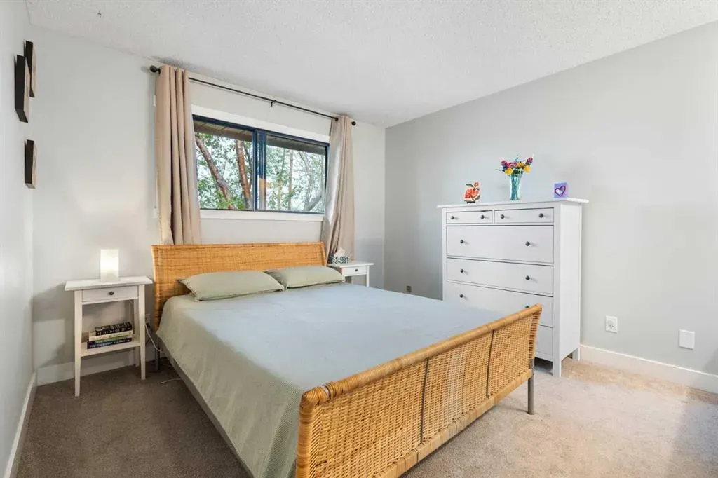 7900 Silver Springs Road NW, #18