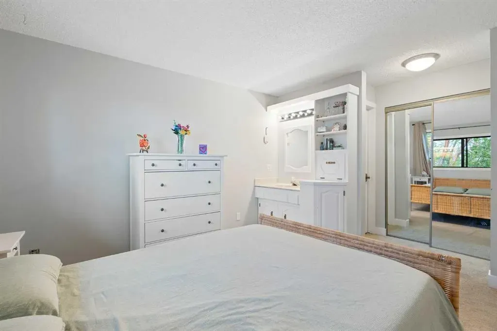 7900 Silver Springs Road NW, #18