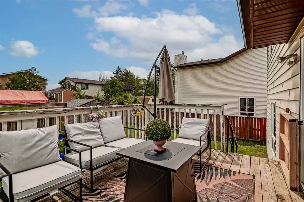 347 Whitefield Drive NE