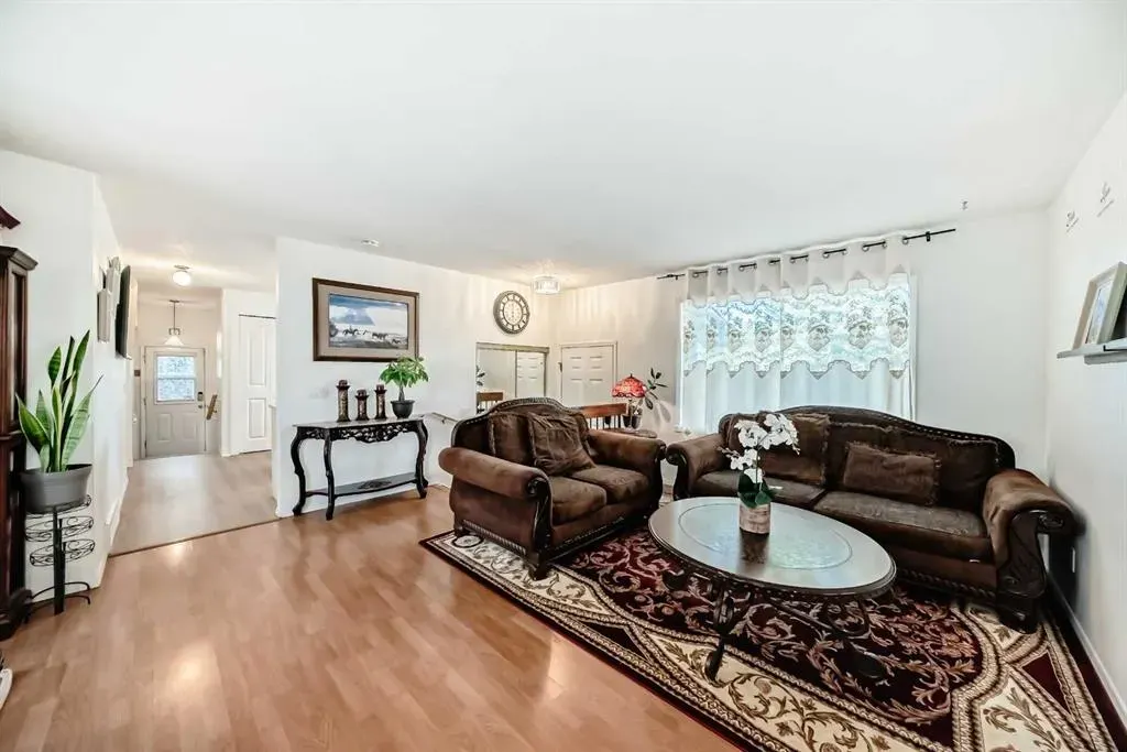 13 Brentwood Drive