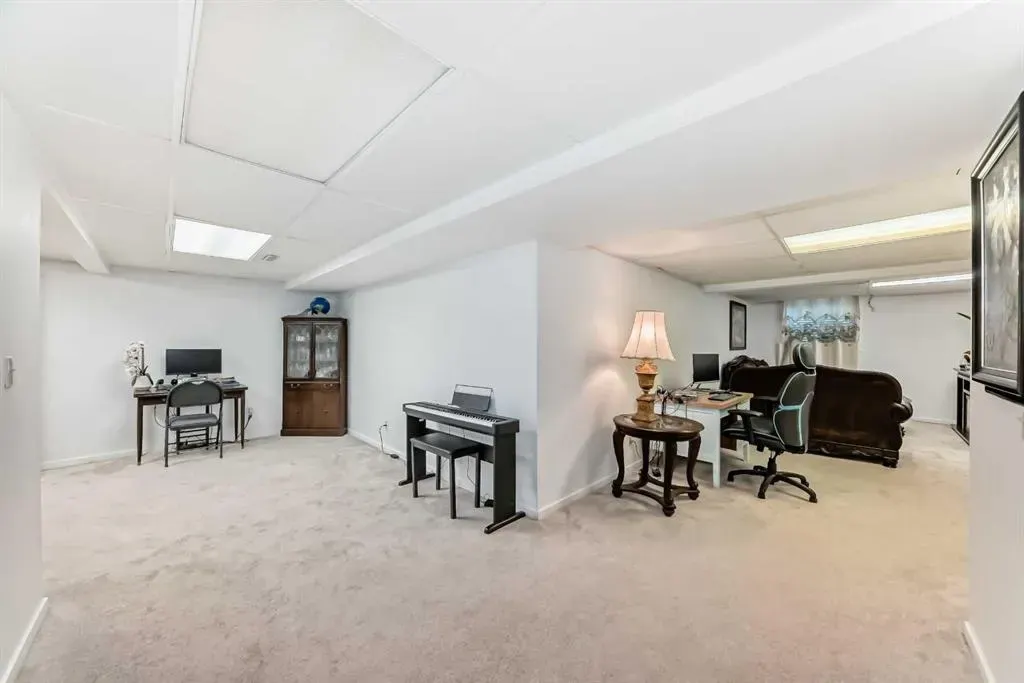 13 Brentwood Drive