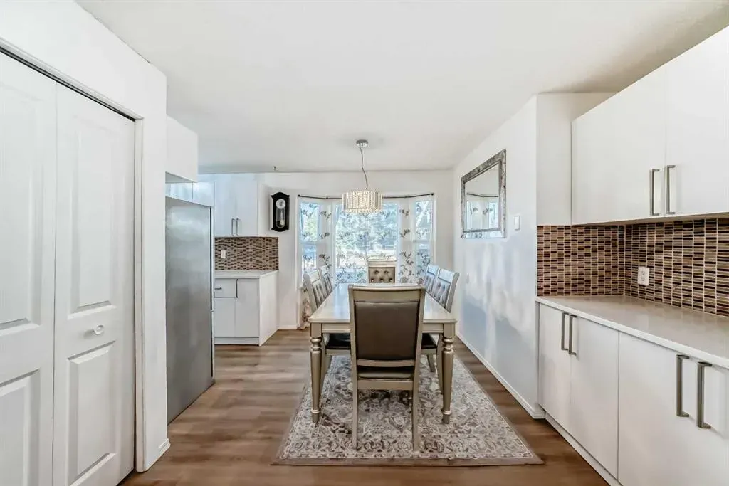 13 Brentwood Drive