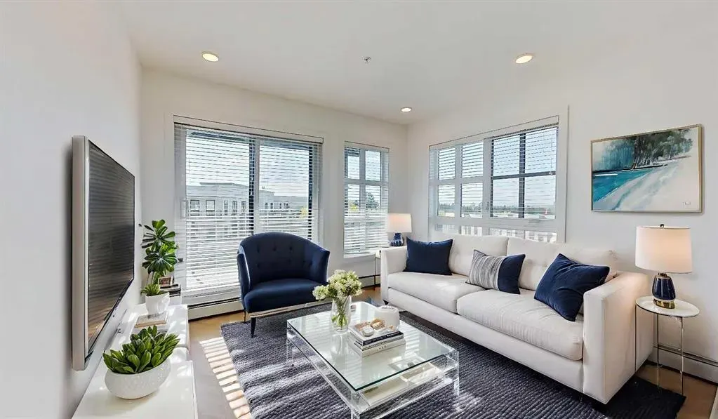 4275 Norford Avenue NW, #405
