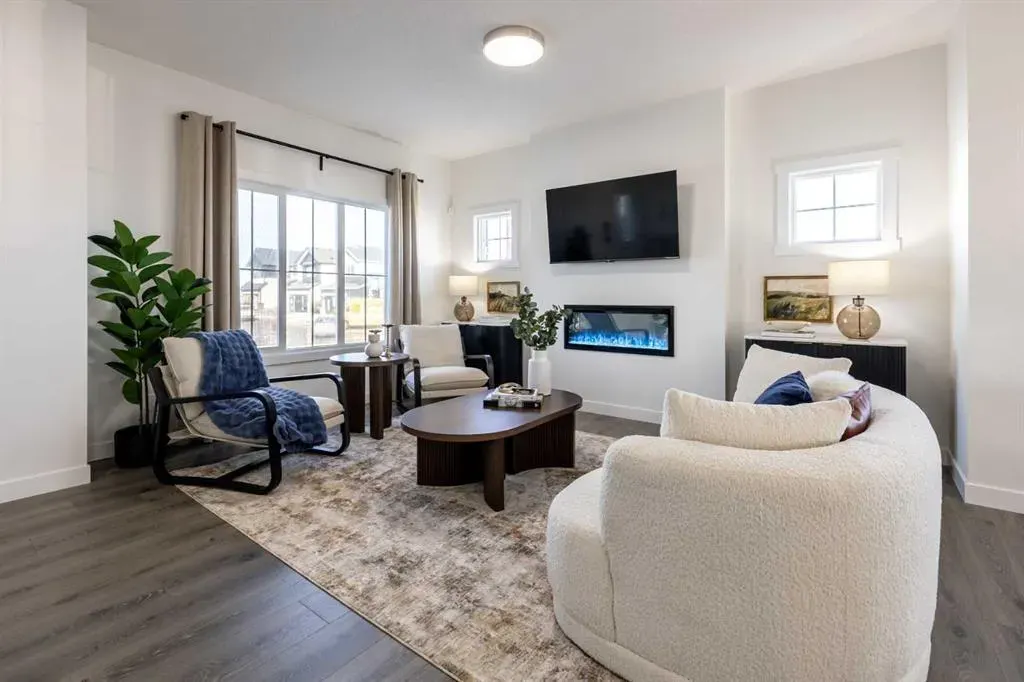 15 Creekstone Walk SW