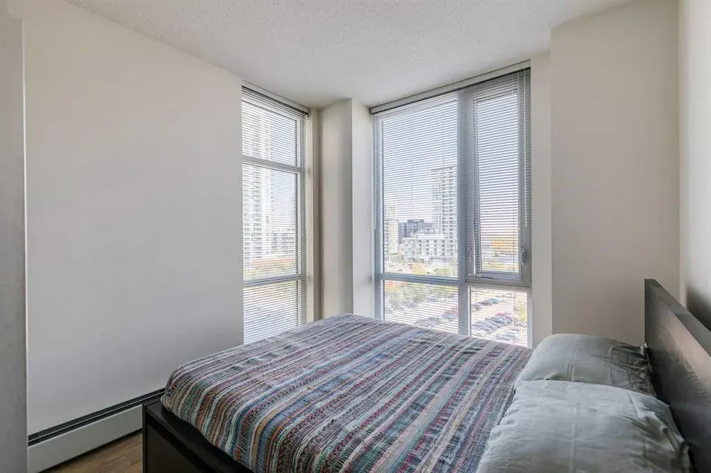 450 8 Avenue SE, #707