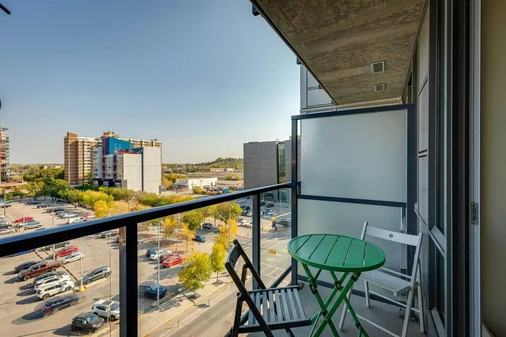 450 8 Avenue SE, #707