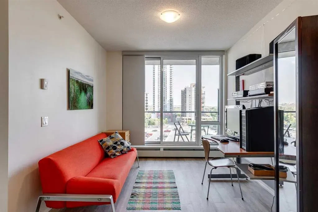 450 8 Avenue SE, #707