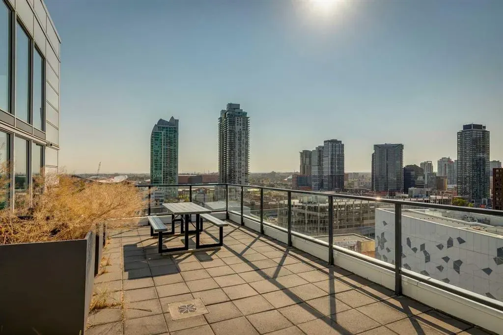 450 8 Avenue SE, #707