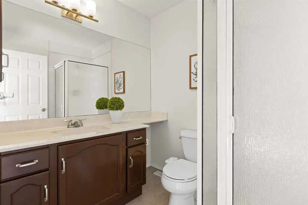 51 Kingsland Villas SW
