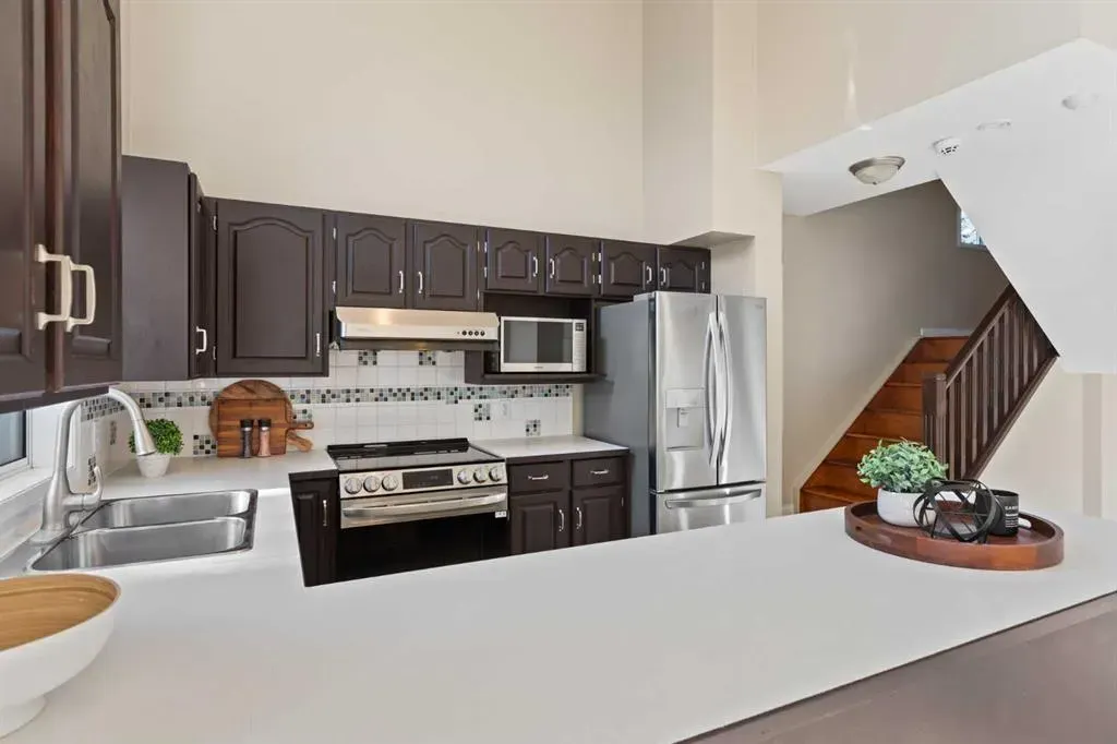 51 Kingsland Villas SW