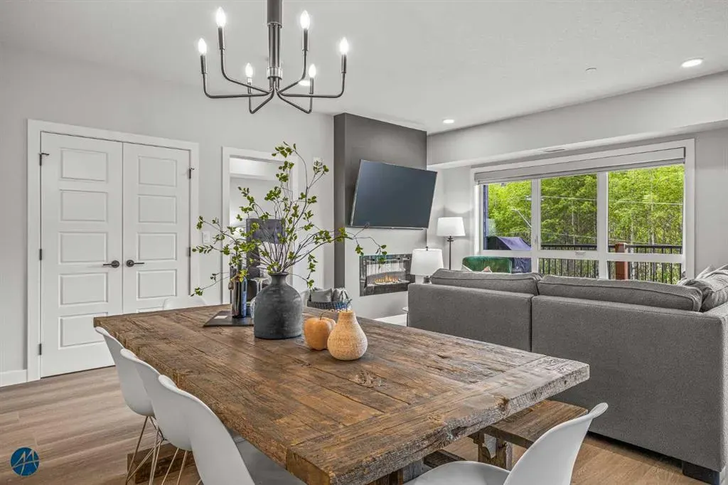 200 2 Avenue, #1217