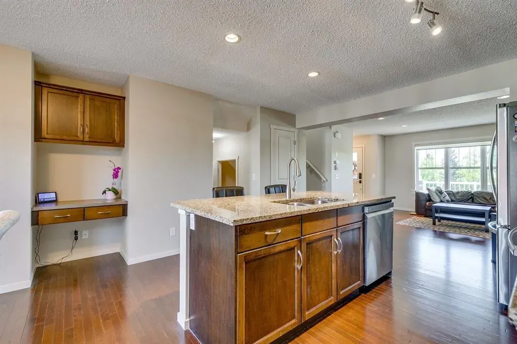 156 Wentworth Square SW