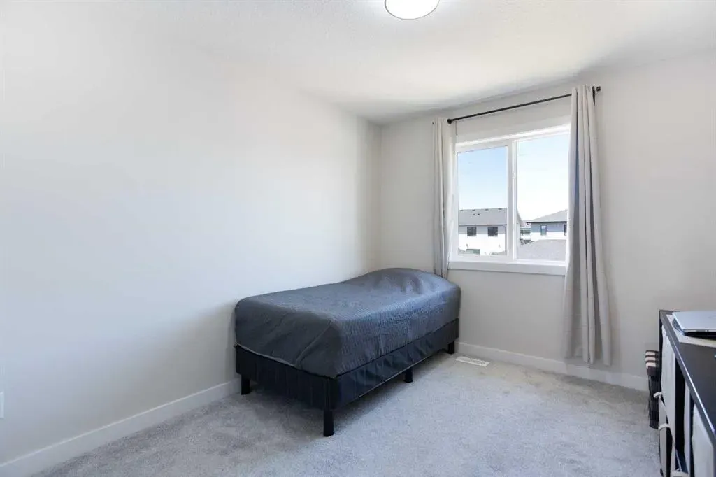 80 Belvedere Park SE