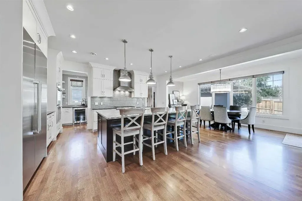 2 Granville Crescent SW