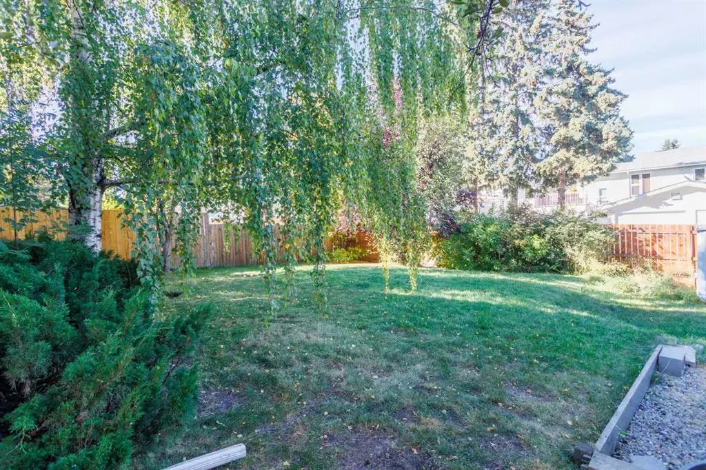 83 Brazeau Crescent SW