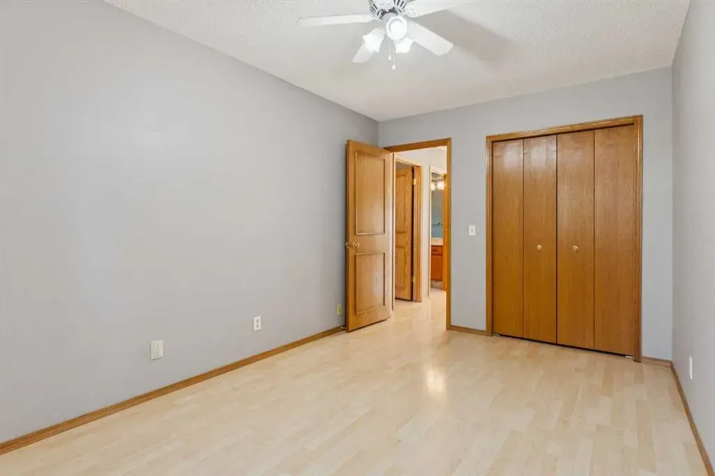 156 Edgevalley Circle NW