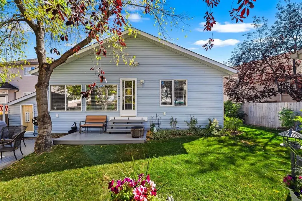 44 Harvest Park Road NE