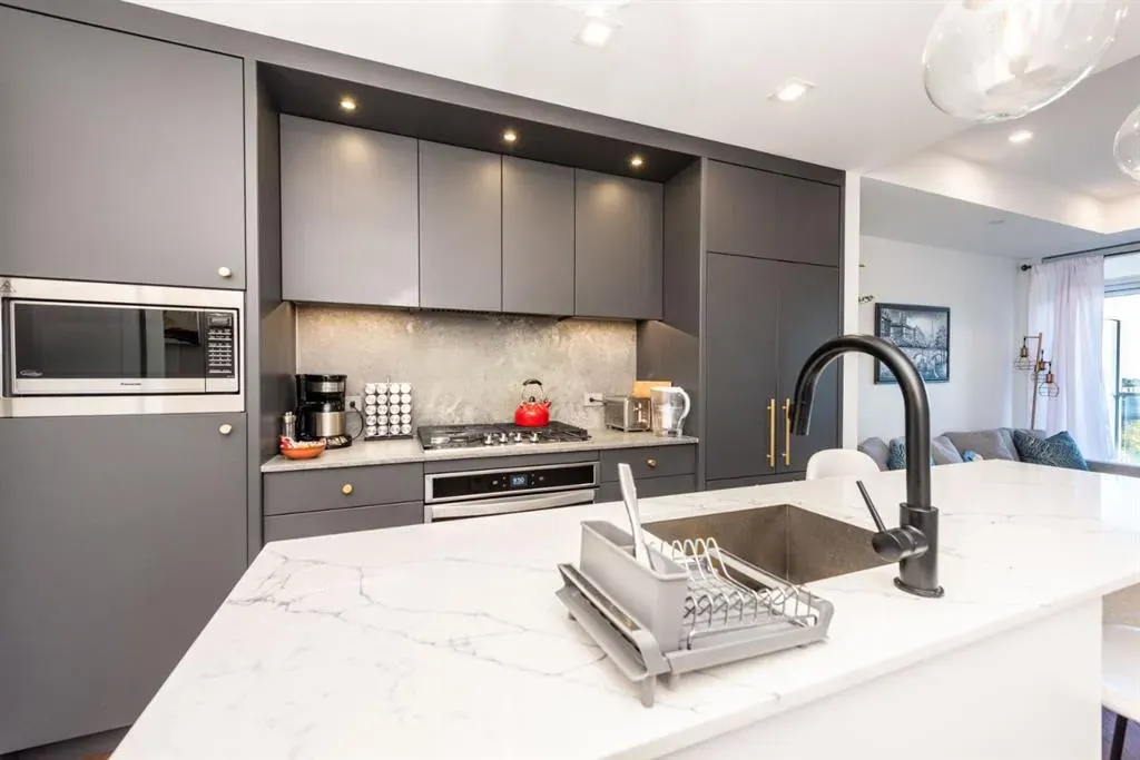 8505 Broadcast Avenue SW, #516
