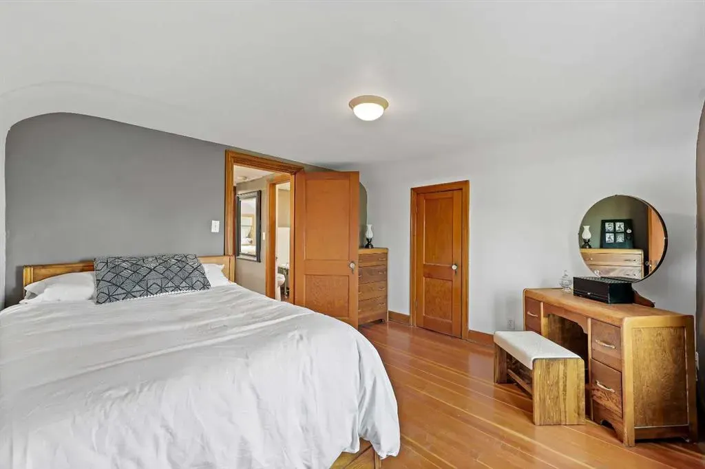 283242 260 Township