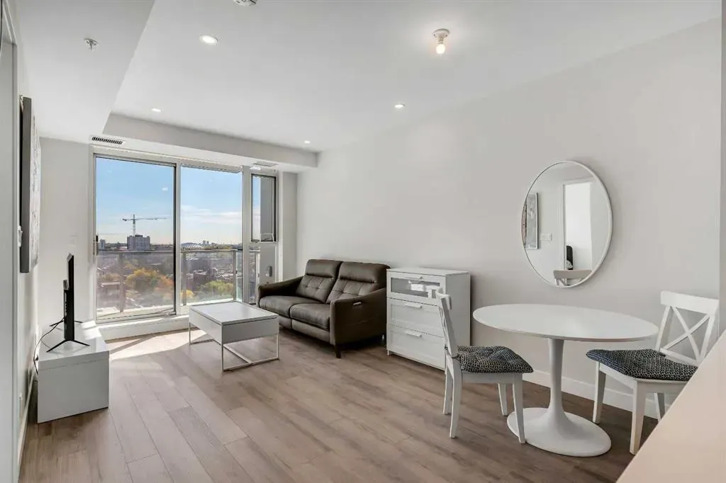930 16 Avenue SW, #1004