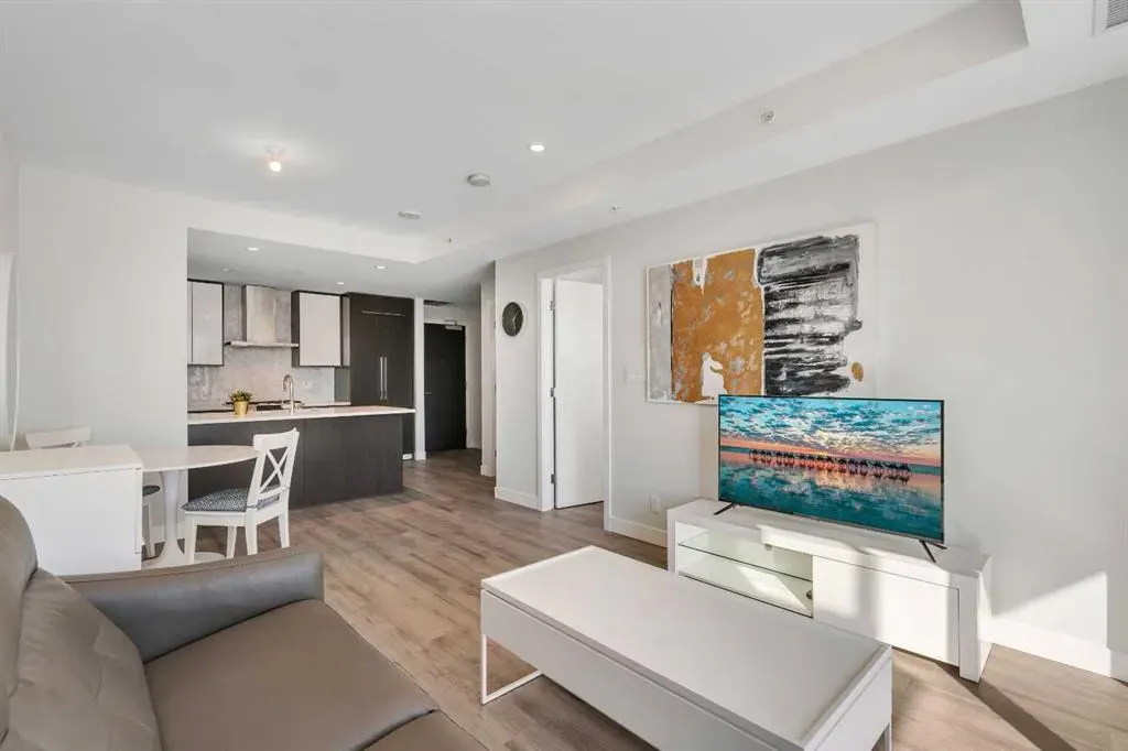 930 16 Avenue SW, #1004