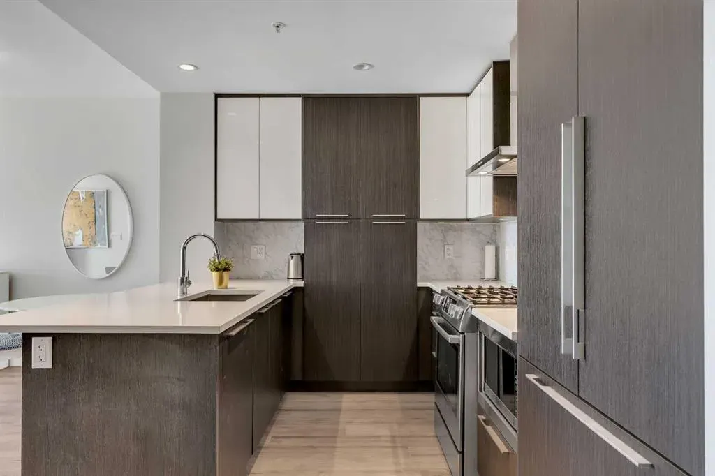 930 16 Avenue SW, #1004