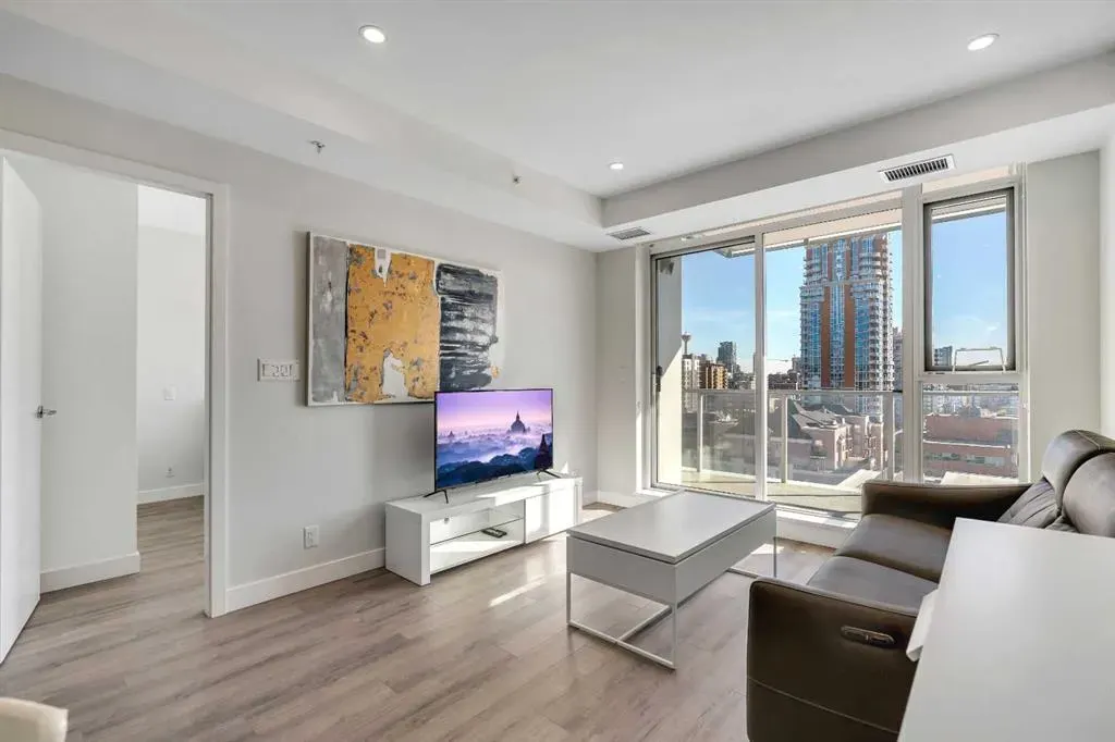 930 16 Avenue SW, #1004
