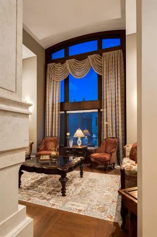 4 Aspen Ridge Bay SW