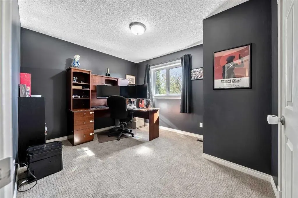 135 Westridge Close