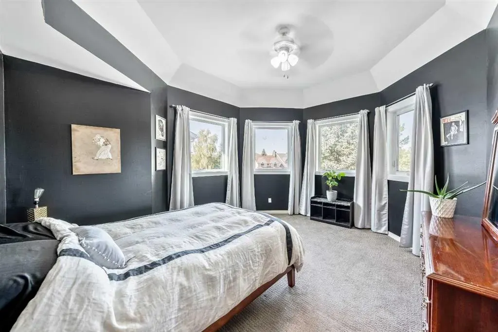 135 Westridge Close