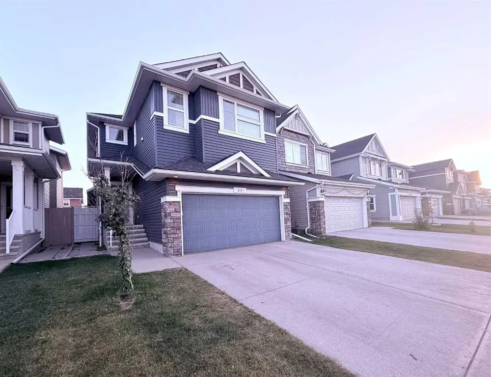39 Redstone Road NE