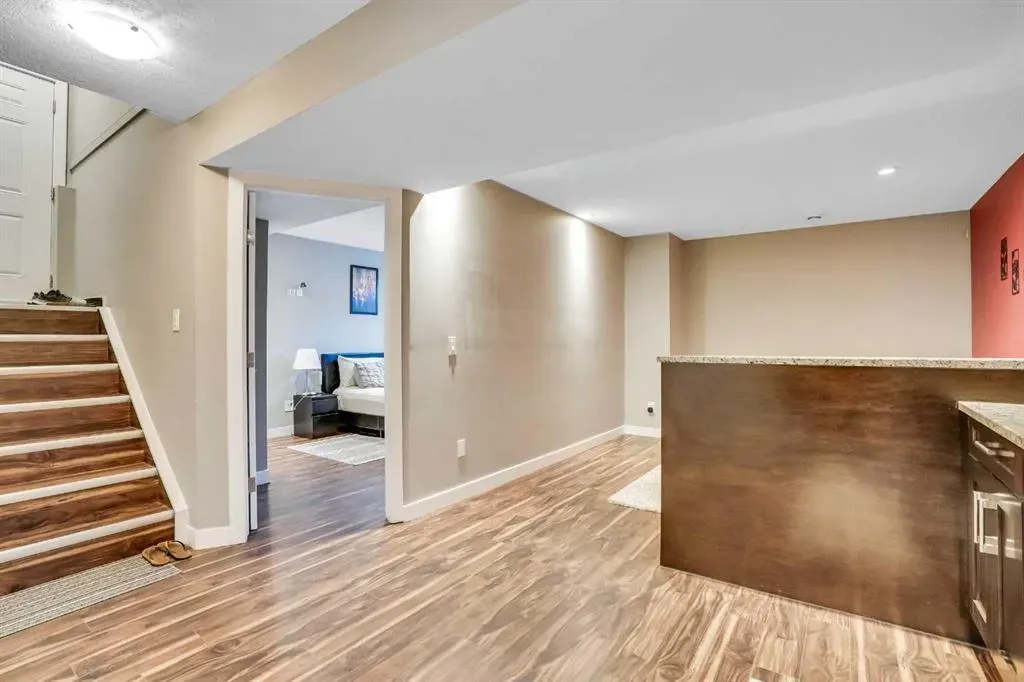 39 Redstone Road NE