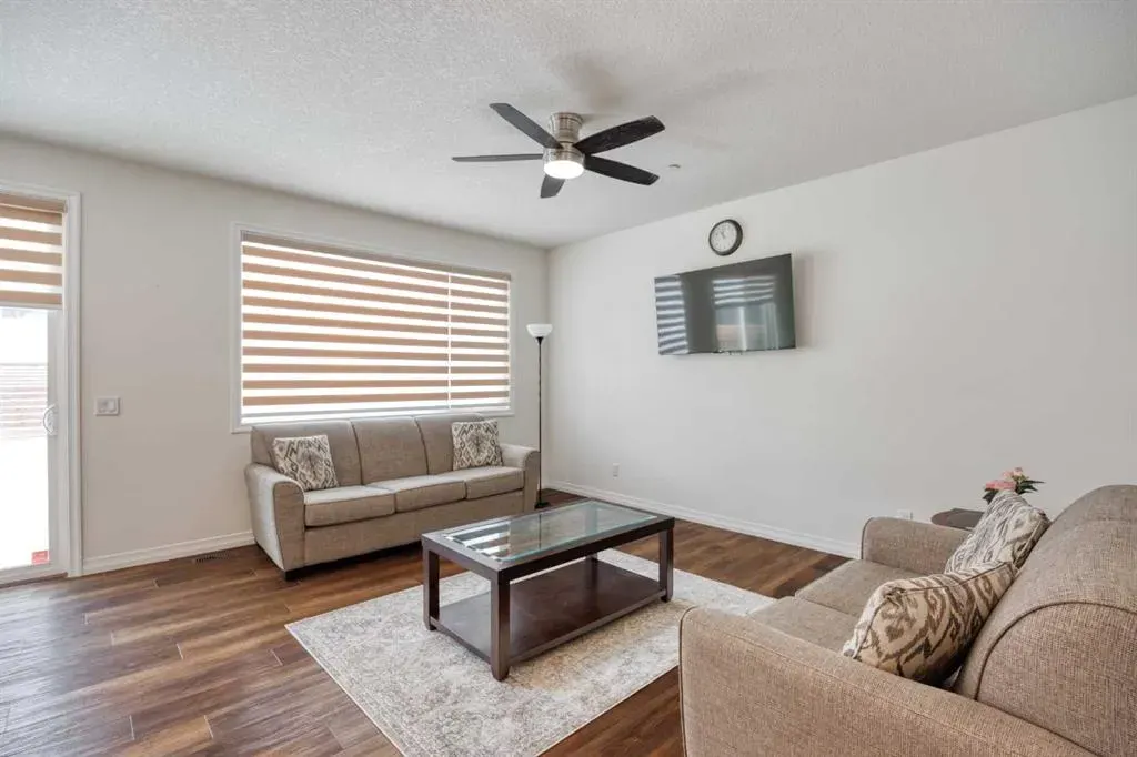 244 Lucas Way NW