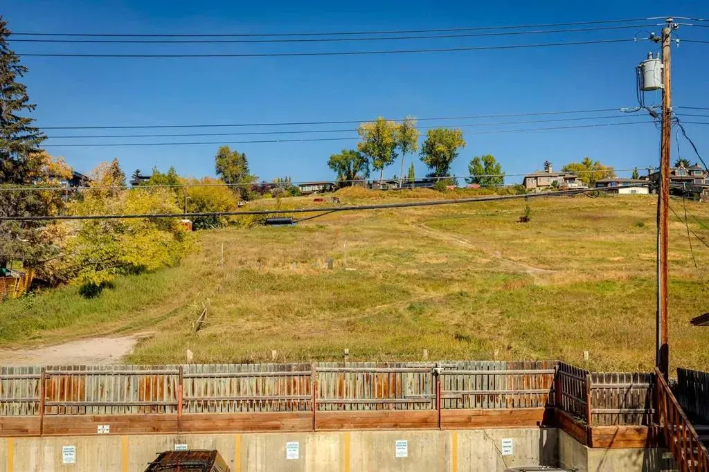 2220 7 Avenue NW, #4