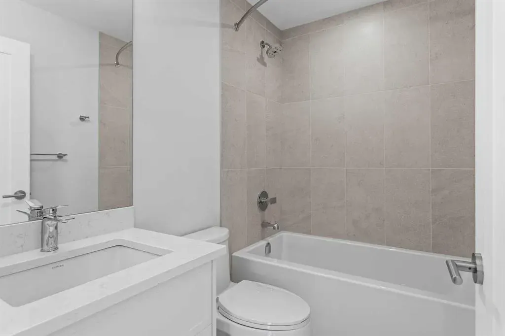 209 Stewart Creek Rise, #203J