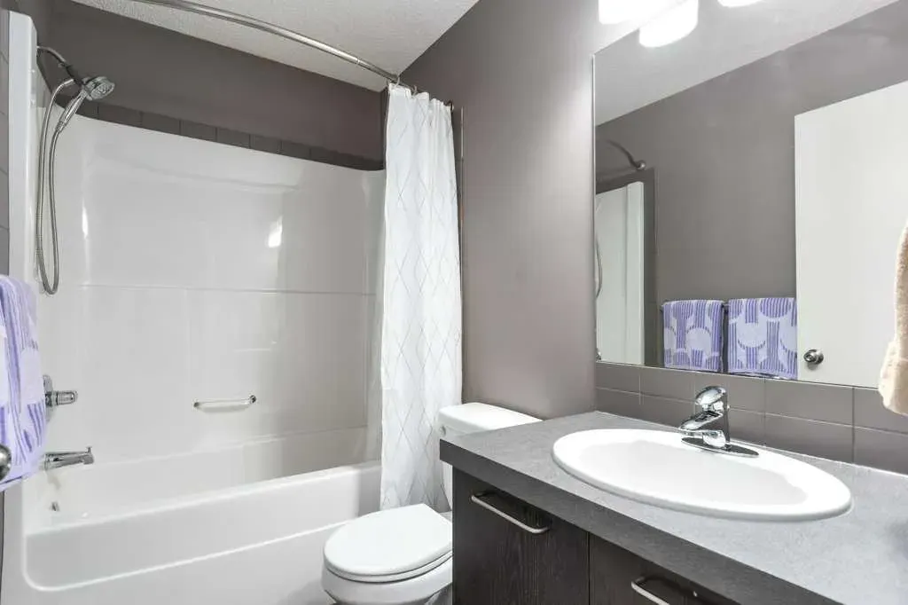 30 Copperpond Place SE