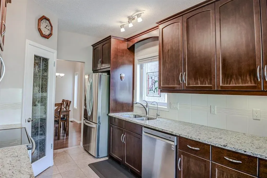 78 Shannon Estates Terrace SW