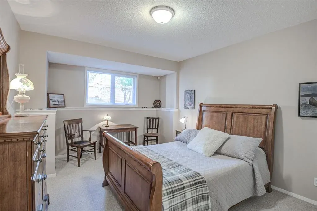 78 Shannon Estates Terrace SW