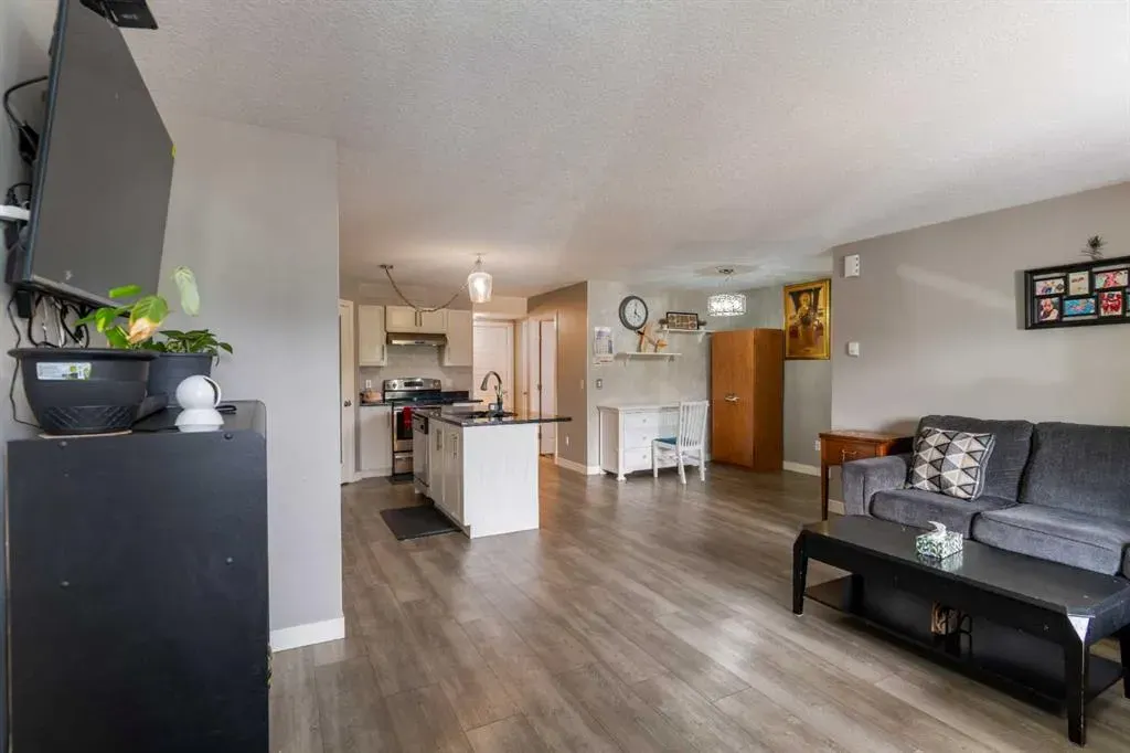 2781 chinook winds Drive SW, #4103