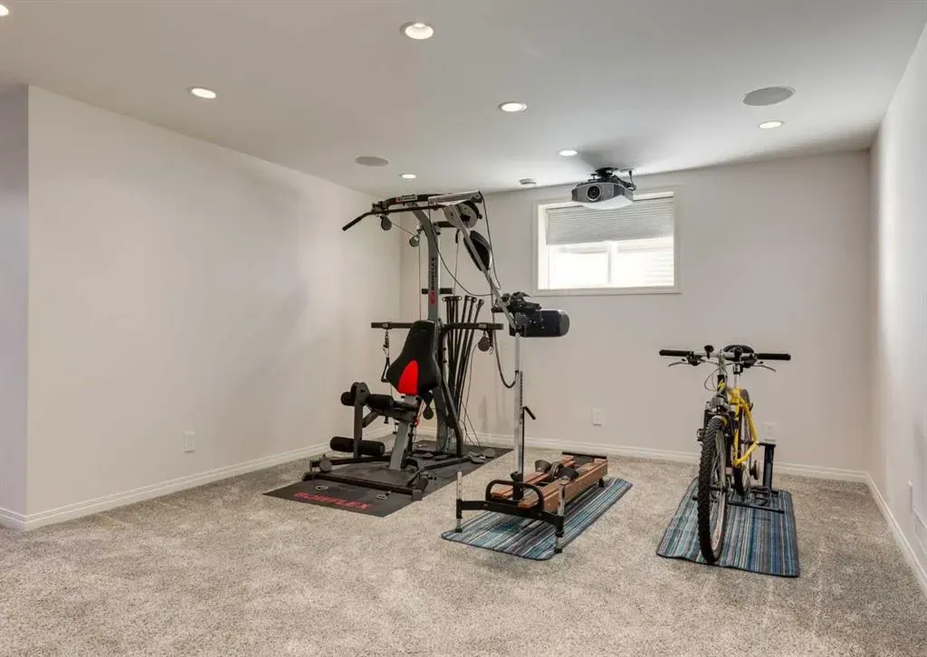 24 Silverado Saddle Court SW