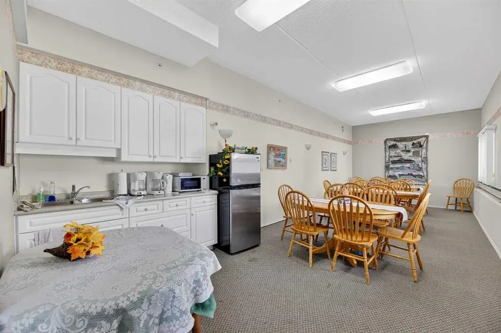 1881 17 Street, #406