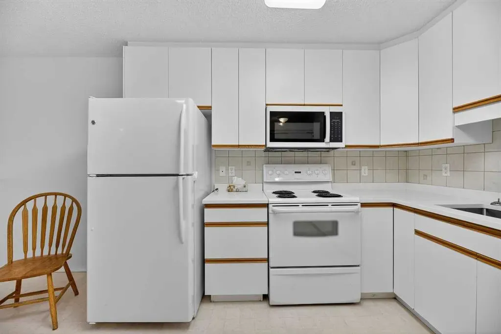 1881 17 Street, #406