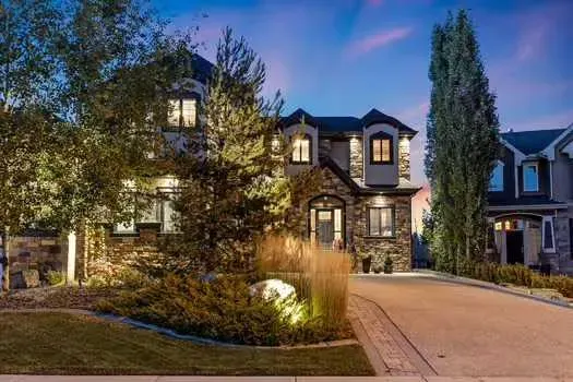 41 Evergreen Mount SW