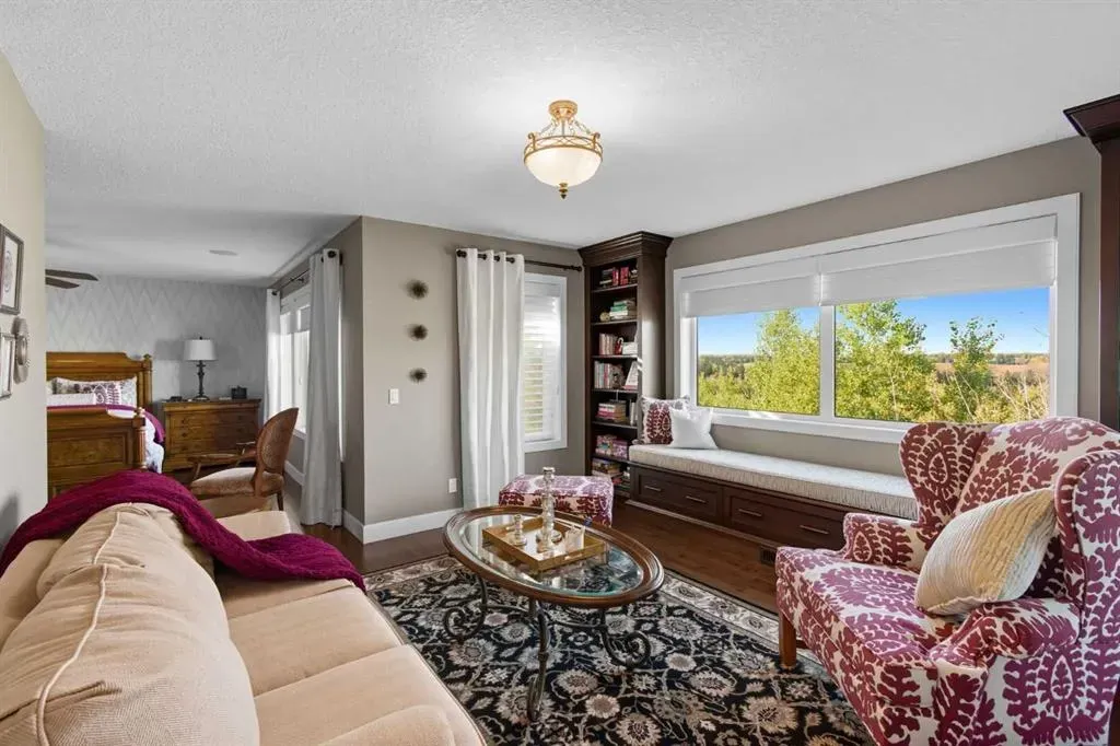 41 Evergreen Mount SW