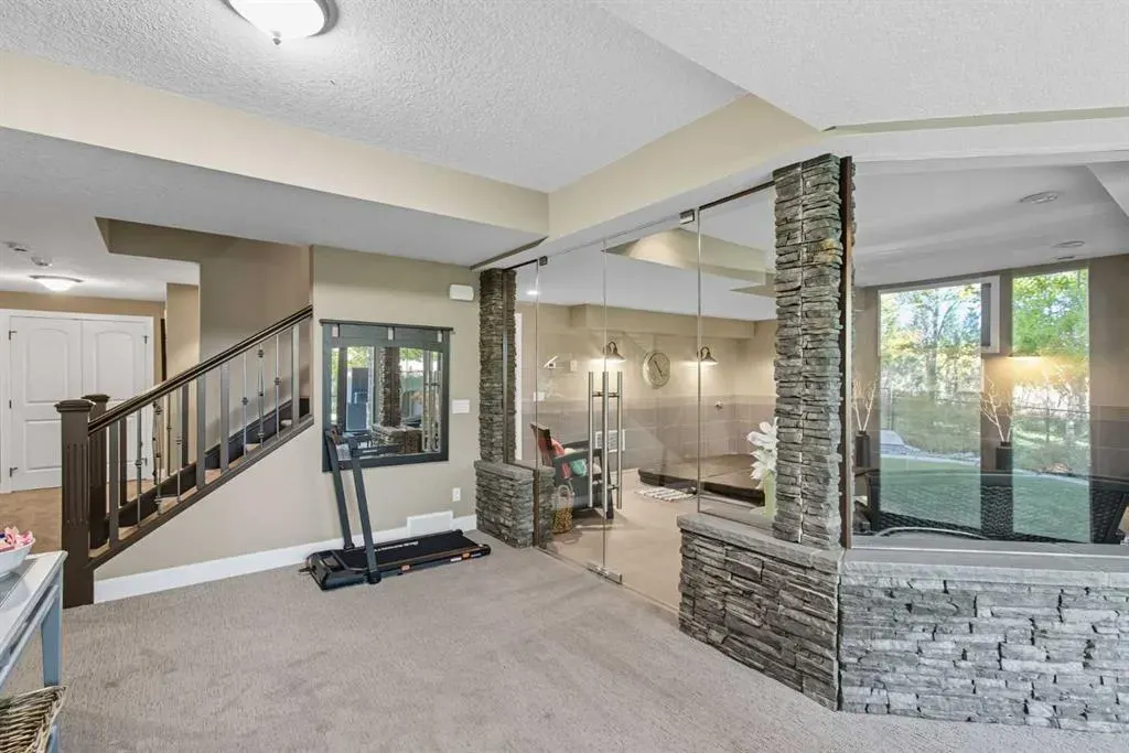 41 Evergreen Mount SW