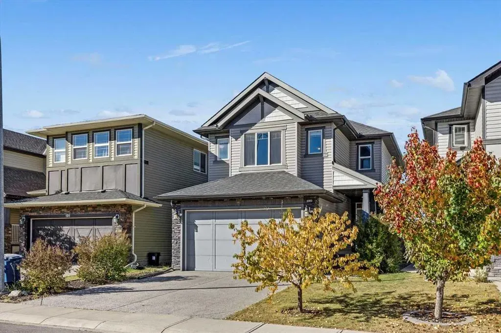 195 Hillcrest Circle SW
