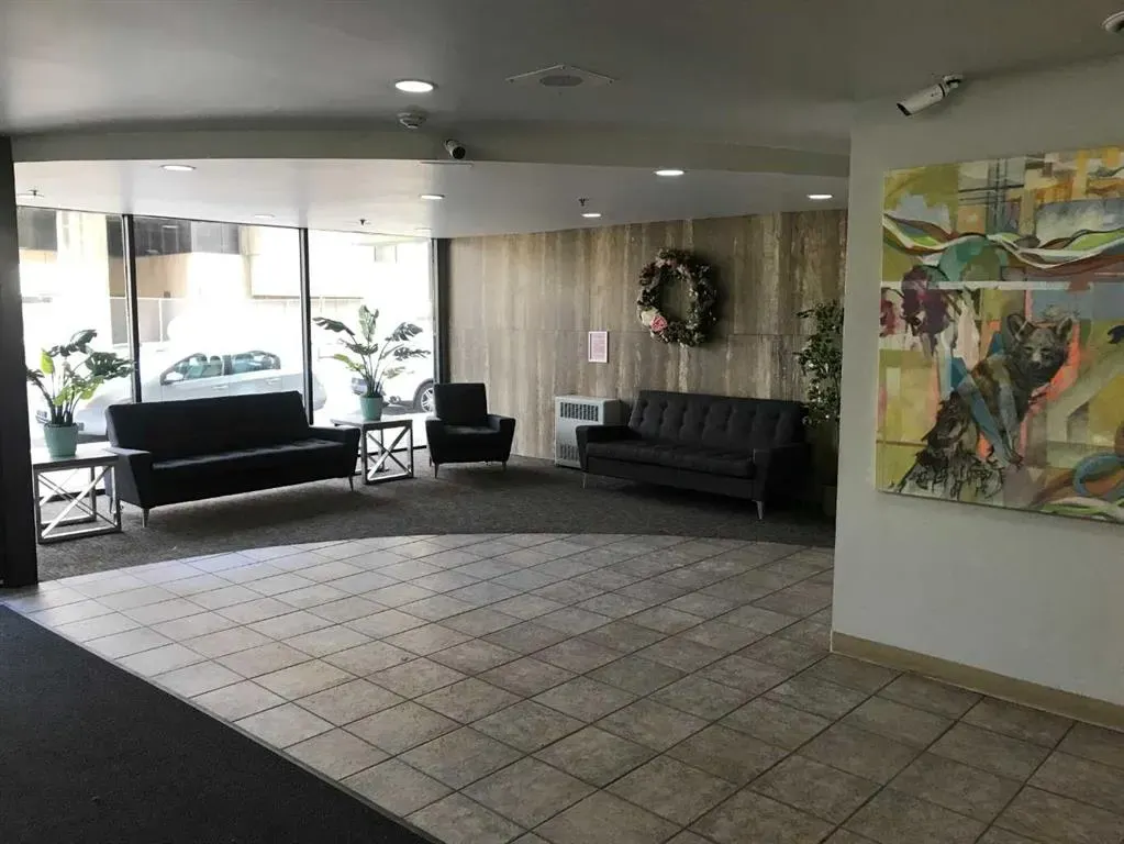 221 6 Avenue SE, #1704